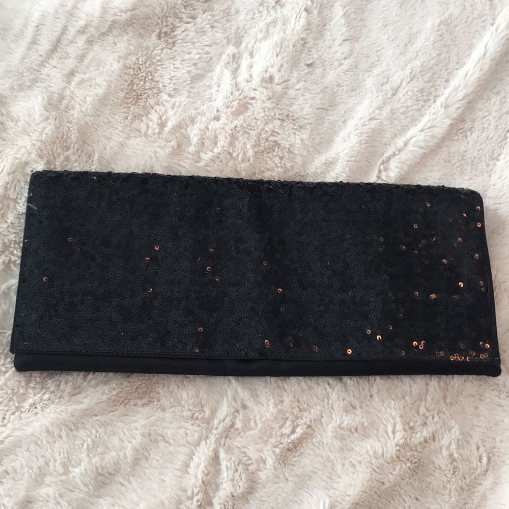 Banana Republic | Sequinned Black Clutch